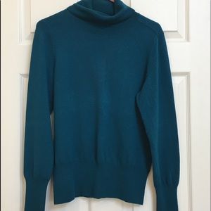 Banana republic silk cashmere turtleneck sweater
